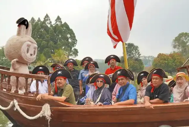 Pakej Percutian Jakarta Bandung 5H4M Dari Malaysia