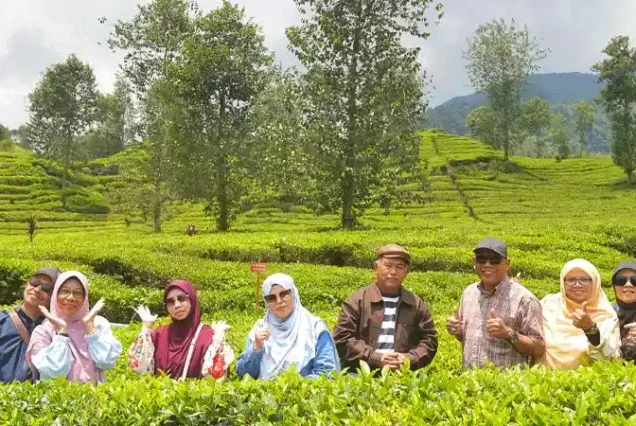 Pakej Percutian Jakarta Puncak Bandung 5 Hari 4 Malam