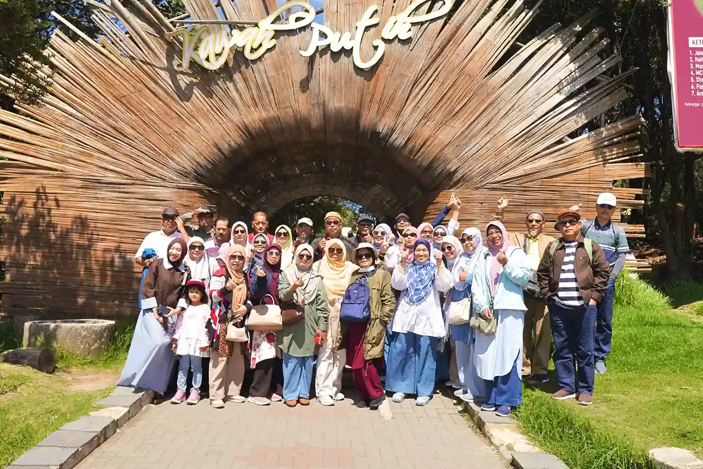 Pakej tour Jakarta dan Bandung 3 hari 2 malam dari Malaysia bersama Aulia Travel